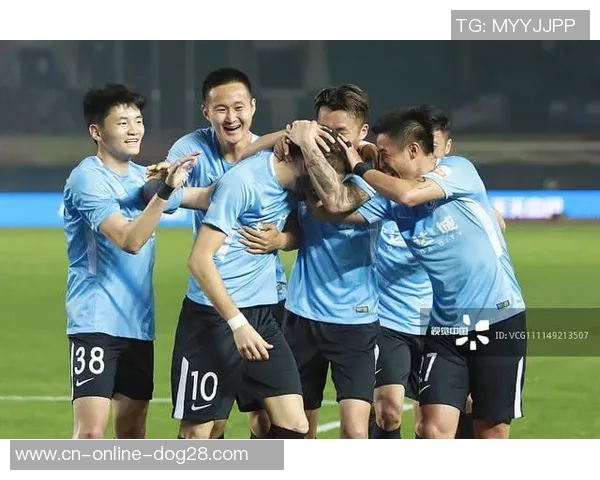 中超首轮精彩对决河南建业迎战大连一方全力争胜 中超首轮精彩对决河南建业迎战大连一方全力争胜